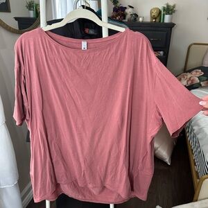 lululemon athletica Dusty Rose Short Sleeve Tee